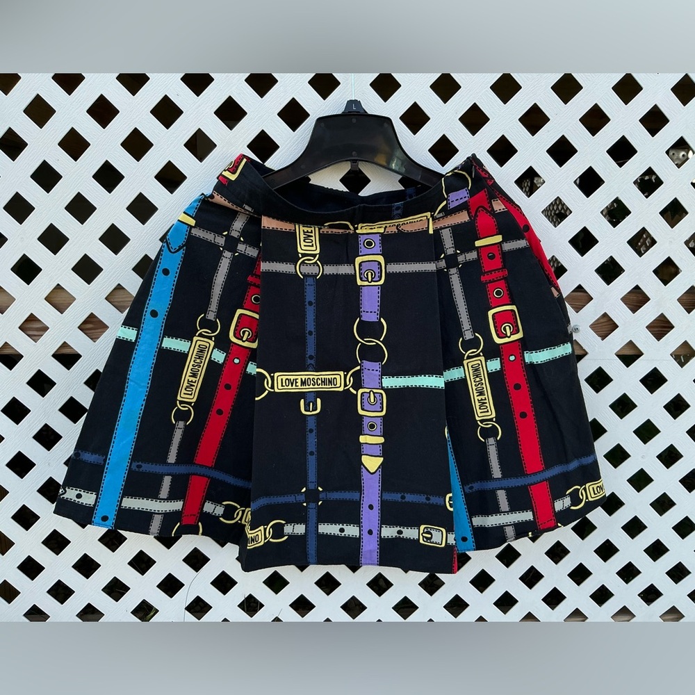 LOVE MOSCHINO dressy skirt 🔥🔥🔥